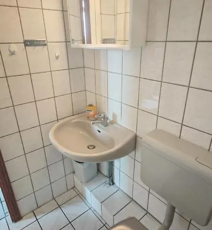 Vier Jahreszeiten 4 42 公寓